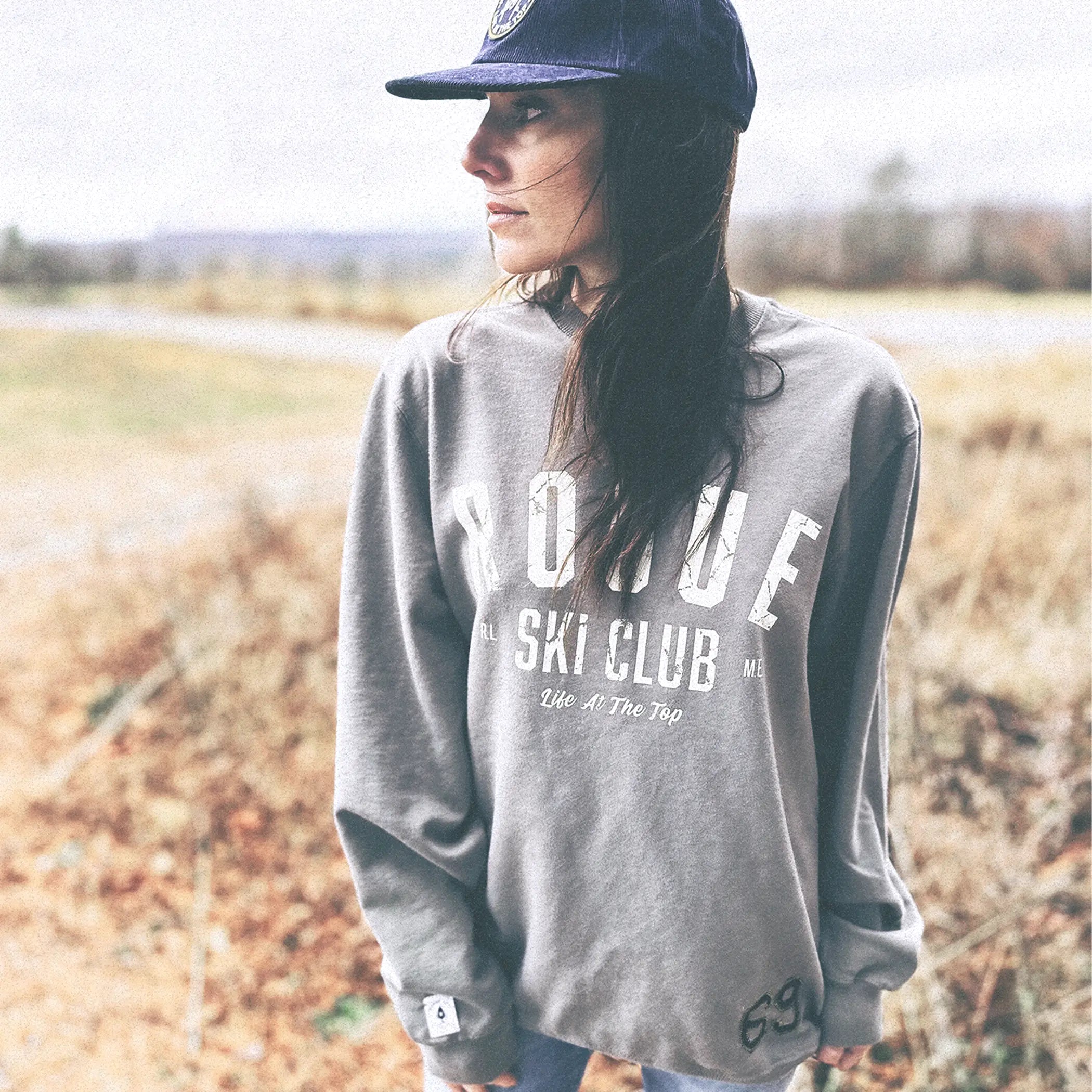 Vintage Ski69 Crewneck Sweatshirt Pewter Unisex Winter Apparel