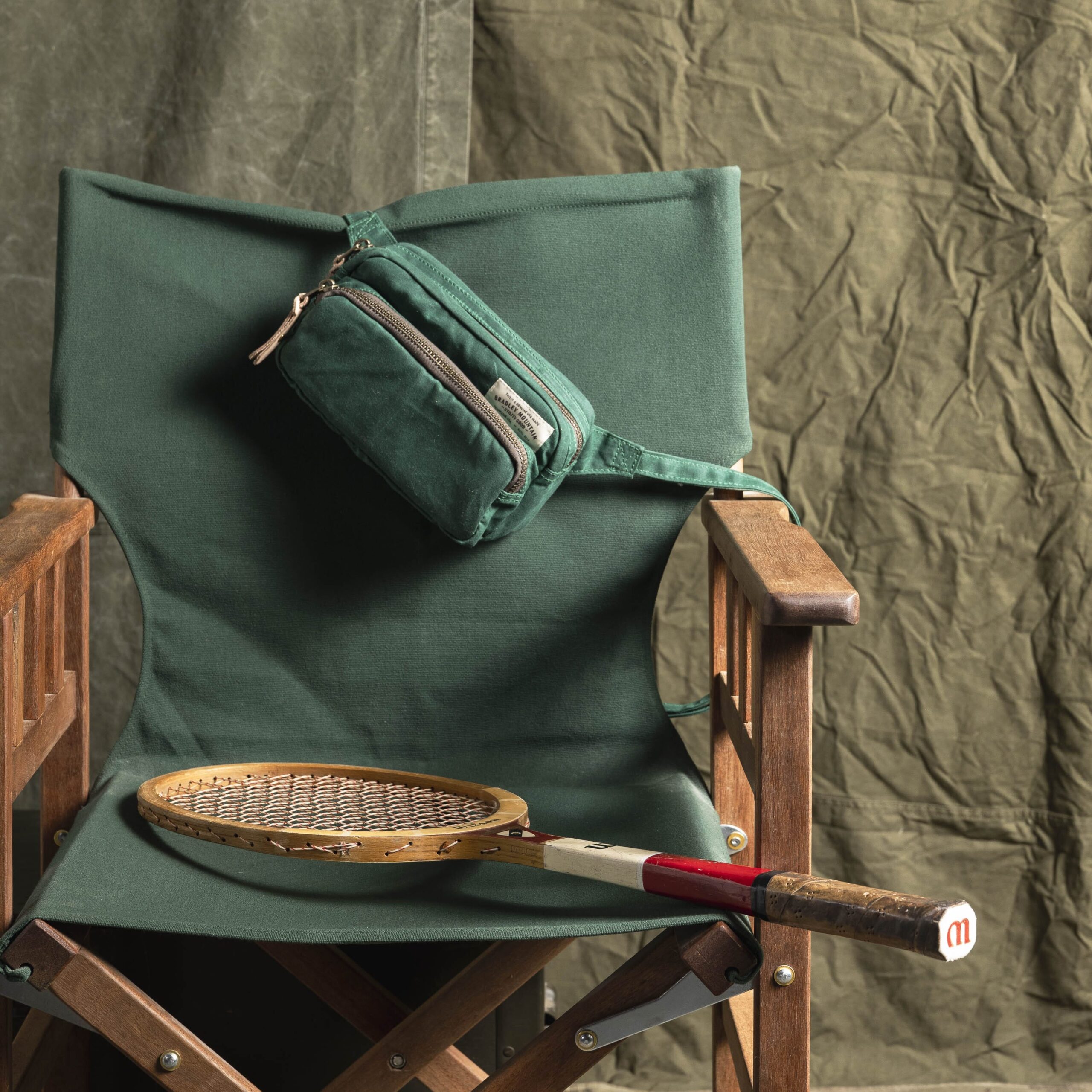 Pointer Crossbody Bag - Emerald Green