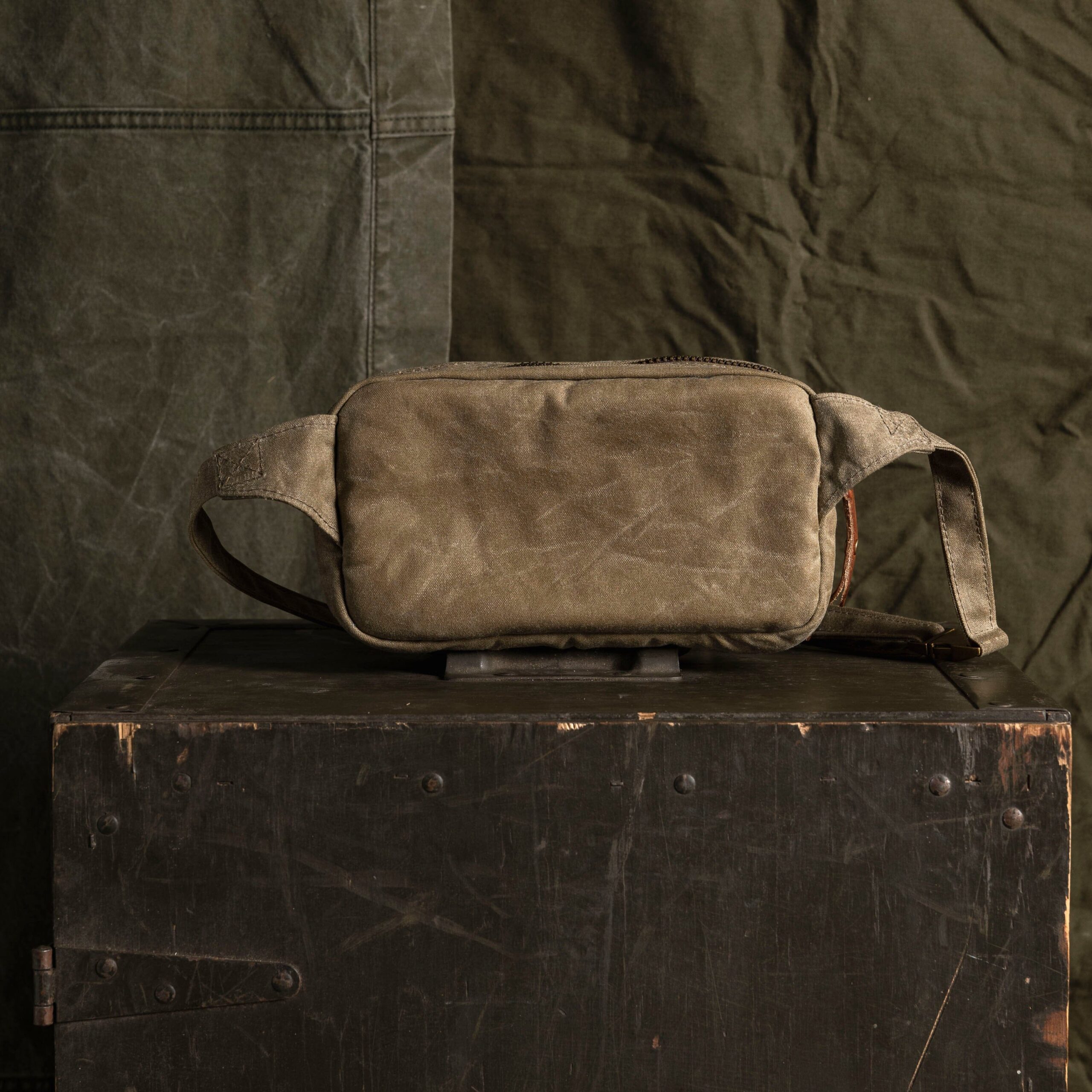 Pointer Crossbody Bag - Field Tan